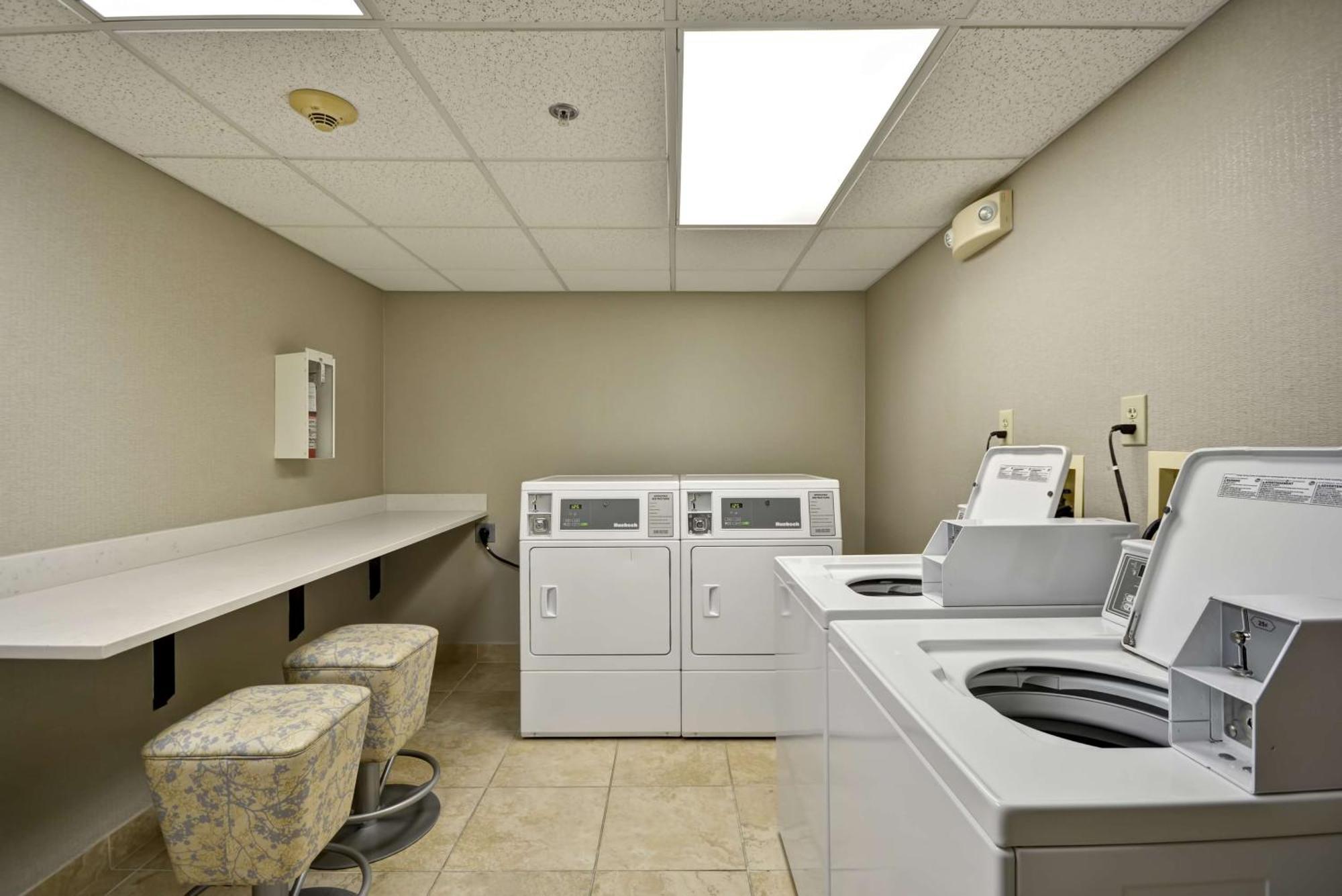 Homewood Suites Durham-Chapel Hill I-40 Екстер'єр фото